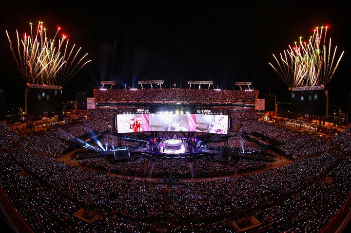 [서울=뉴시스] 방탄소년단 탬파 공연. (사진 = 빅히트 뮤직 제공) 2026.04.29. photo@newsis.com *재판매 및 DB 금지