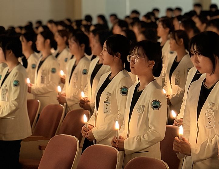 [구미=뉴시스] 나이팅게일 선서식. (사진=경운대 제공) 2026.04.29 photo@newsis.com *재판매 및 DB 금지