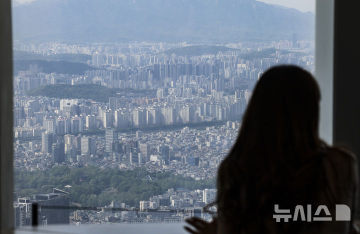 [서울=뉴시스] 김근수 기자 = 서울 아파트 단지 모습이 보이고 있다. 2026.04.29. ks@newsis.com