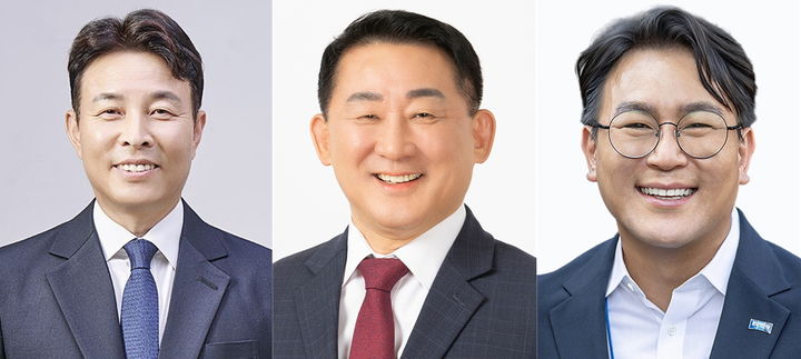 [대전=뉴시스] (왼쪽부터) 6·3지방선거에 출마한 더불어민주당 전문학, 국민의힘 서철모, 조국혁신당 유지곤 후보. (사진= 중앙선거관리위원회 제공) *재판매 및 DB 금지