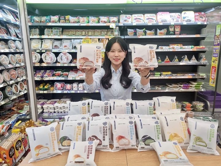 [서울=뉴시스] CU 연세우유 크림빵 시리즈 (사진=BGF리테일 제공) 2026.04.29. photo@newsis.com *재판매 및 DB 금지