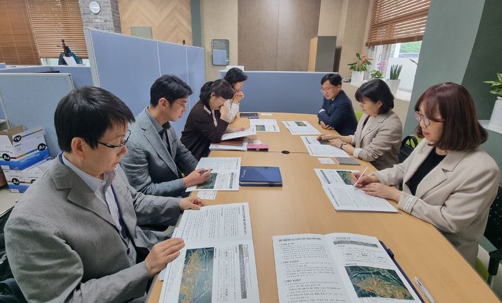 [산청=뉴시스] 산청군 경남도 서부청사 방문 정부 공공기관 이전 협의 (사진=산청군 제공) 2026. 04. 30. photo@newsis.com *재판매 및 DB 금지