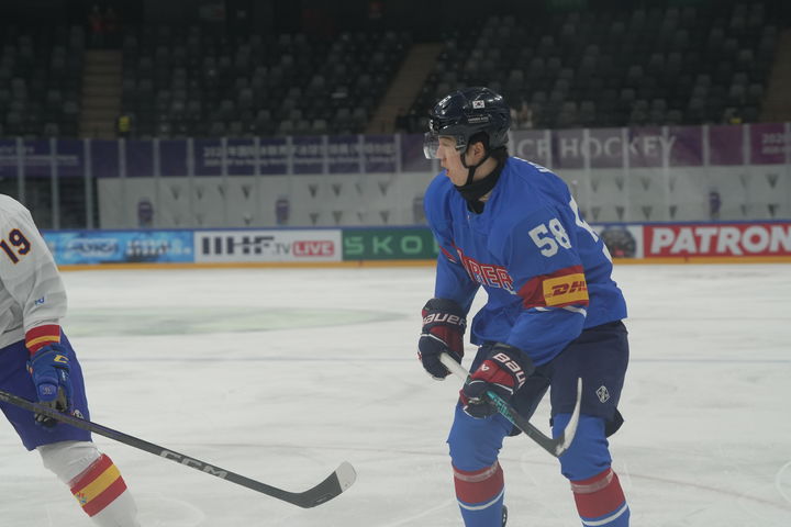 [서울=뉴시스] 스페인전에 나선 아이스하키 남희두. (사진=대한아이스하키협회 제공) 2026.04.30. photo@newsis.com *재판매 및 DB 금지