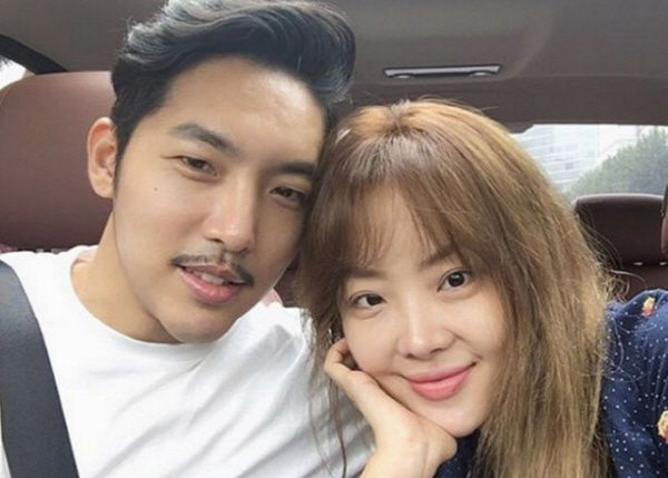 [서울=뉴시스] 황태경, 나르샤 부부. (사진=나르샤 인스타그램) 2026.04.30. photo@newsis.com *재판매 및 DB 금지