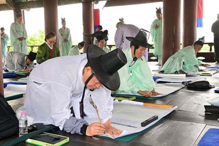[진주=뉴시스]진주시, 조선시대 과거제 '진주목 향시' 재현행사.(사진=진주시 제공).2026.05.03.photo@newsis.com *재판매 및 DB 금지