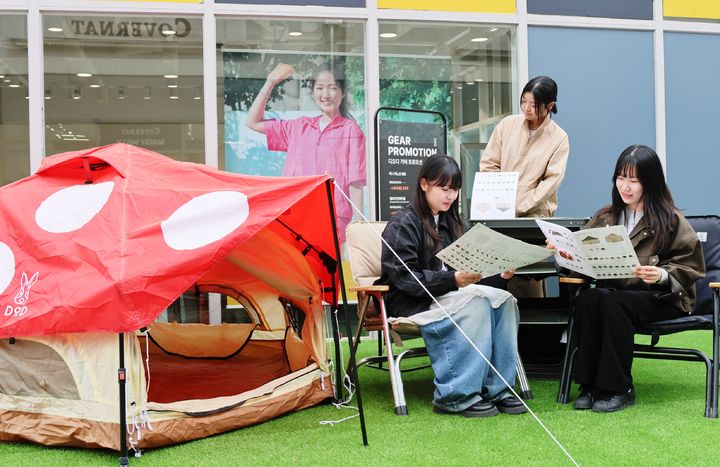 [대구=뉴시스] 롯데아울렛 이시아폴리스점은 아웃도어 브랜드 디오디(DOD) 캠핑 팝업스토어를 운영한다. (사진 = 롯데백화점 제공) 2026.05.03. photo@newsis.com *재판매 및 DB 금지