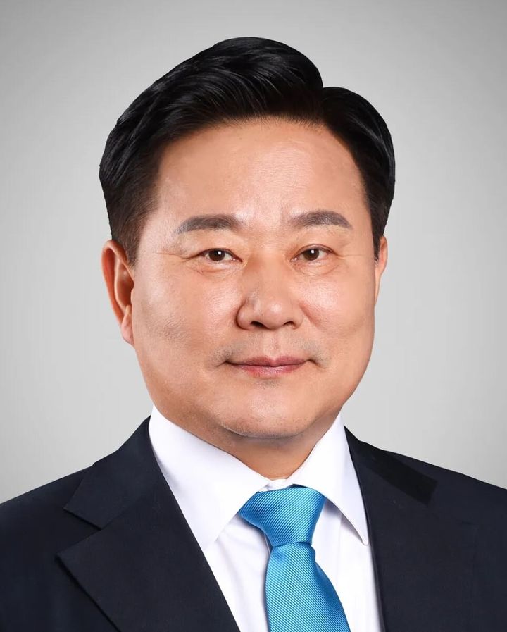 [세종=뉴시스] 한국전력거래소 이사장에 김성진 전 광주미래차모빌리티진흥원장이 4일자로 취임한다. (사진=전력거래소 제공) photo@newsis.com *재판매 및 DB 금지