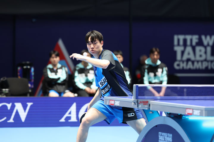 [서울=뉴시스] 2026 국제탁구연맹(ITTF) 세계탁구선수권대회 단체전 남자부 슬로바키아와 32강전에 출전한 오준성. (사진=대한탁구협회 제공) 2026.05.05. *재판매 및 DB 금지