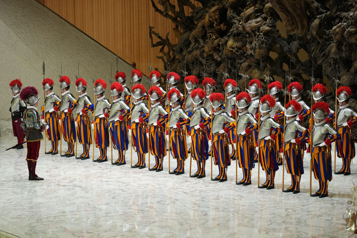 associate_pic3