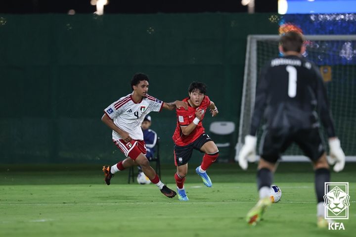 [서울=뉴시스]동점골 터트린 U-17 남자축구대표팀 안주완. (사진=대한축구협회 제공)