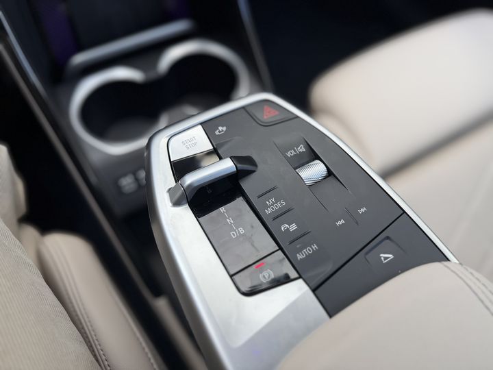 [서울=뉴시스] 김민성 기자 = 'BMW iX2 eDrive20 M Sport' 내부 모습. kms@newsis.com. *재판매 및 DB 금지