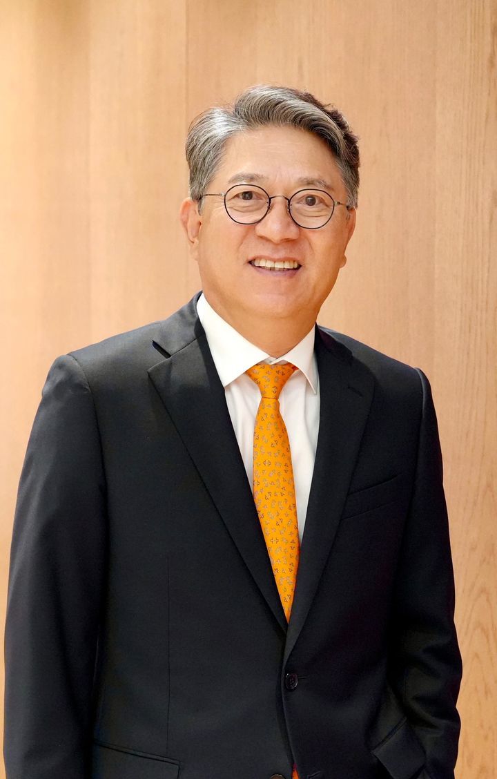 [서울=뉴시스] 경찰이 'KFC코리아 헐값 매각 의혹'과 관련해 소액주주들로부터 배임 혐의로 고발된 곽재선 KG그룹 회장(사진)에 대한 사건을 서울경찰청 금융범죄수사대로 이첩했다. (사진=KG그룹) 2026.05.08 photo@newsis.com *재판매 및 DB 금지