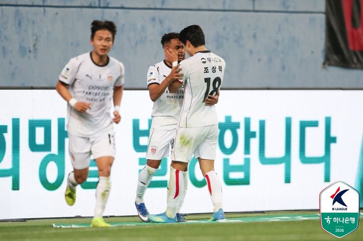 [서울=뉴시스] 프로축구 K리그1 포항스틸러스의 주닝요. (사진=한국프로축구연맹 제공) 2026.05.09. *재판매 및 DB 금지