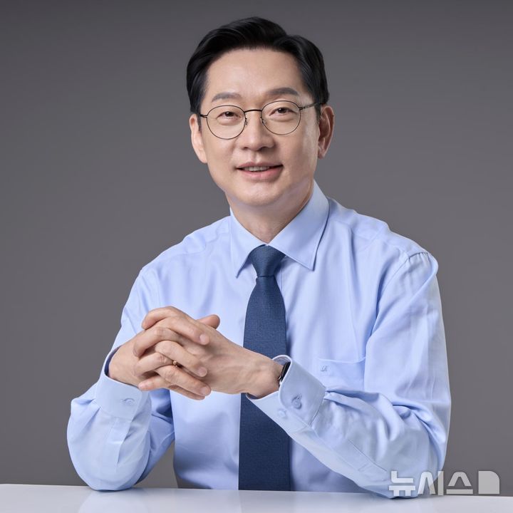 [창원=뉴시스]더불어민주당 김경수 경남도지사 후보.(사진=김경수후보 선거사무소 제공)