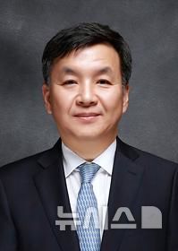 [서울=뉴시스]한국은행이 임기 종료를 앞둔 신성환 금융통화위원회(금통위) 위원 후임으로 김진일 고려대 경제학과 교수를 추천했다고 11일 밝혔다. (사진 = 한은 제공) 2026.05.11. photo@newsis.com *재판매 및 DB 금지