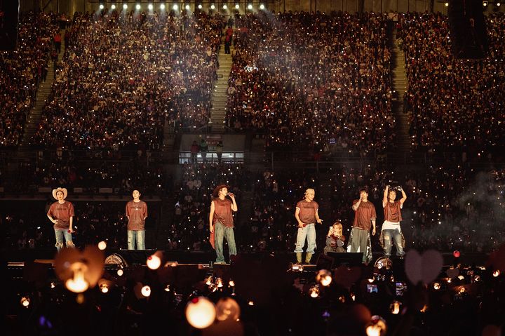 [서울=뉴시스] 방탄소년단 멕시코 시티 공연. (사진 = 빅히트 뮤직(하이브) 제공) 2026.05.12. photo@newsis.com *재판매 및 DB 금지