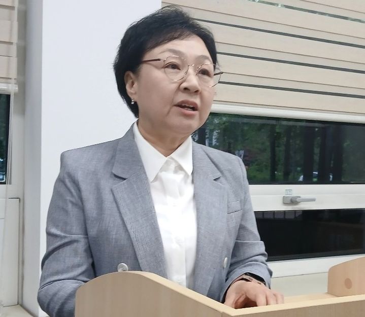 [대전=뉴시스] 조명휘 기자 = 최혜진 더불어민주당 허태정 대전시장 후보 선대위 정책본부 문화예술관광 스포츠 분과장이 12일 대전시의회 기자실에서 공약 발표를 하고 있다. 2026.05.12. photo@newsis.com *재판매 및 DB 금지