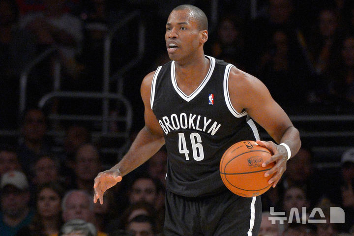 [로스앤젤레스=AP/뉴시스] 미국프로농구(NBA) 브루클린 네츠 시절의 제이슨 콜린스. 2024.02.23.