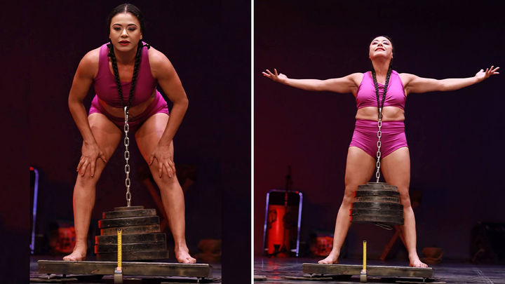 [서울=뉴시스] 멕시코의 한 서커스 공연가가 자신의 머리카락으로 75㎏이 넘는 무게를 들어 올려 세계 신기록을 경신했다. (사진=기네스북 홈페이지 캡처) *재판매 및 DB 금지