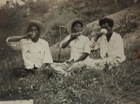 [안동=뉴시스] 고향 앨범 '내리·상림 사람들'에 실린 한 사진. (사진=경북개발공사 제공) 2026.05.13 photo@newsis.com *재판매 및 DB 금지