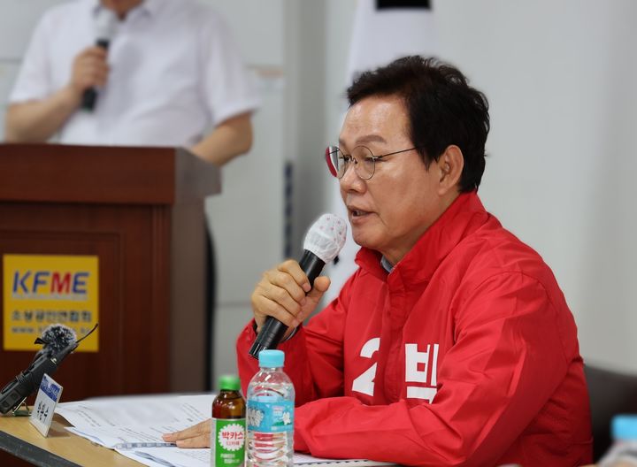 박완수 경남도지사 후보, 지난 12일 경남소상공인연합회와의 현장 간담회 발언 모습.(사진=박완수후보 선거사무소 제공) *재판매 및 DB 금지