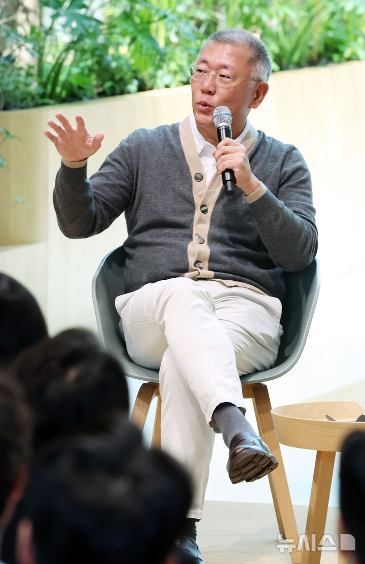 시진핑 트럼프와 대만 문제 강조