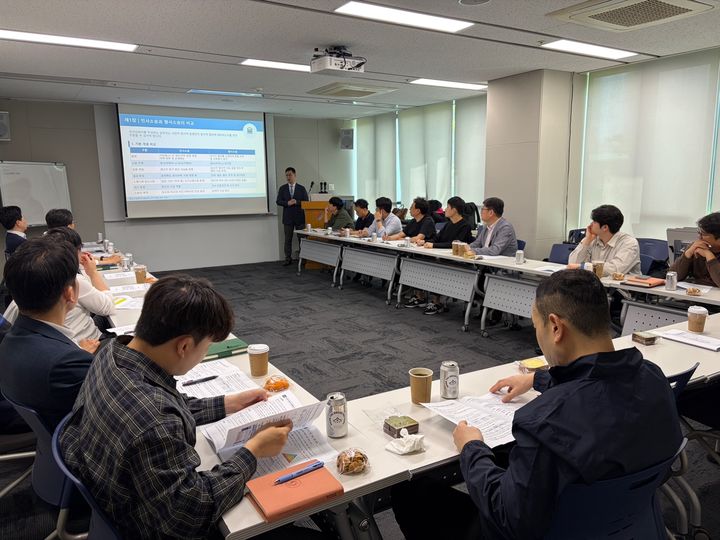 [서울=뉴시스] 지난 7일 열린 동부권(대구)의 '정책자금 제3자 부당개입 예방' 현장 순회 교육. (사진=중소벤처기업진흥공단 제공) 2026.05.15. photo@newsis.com *재판매 및 DB 금지