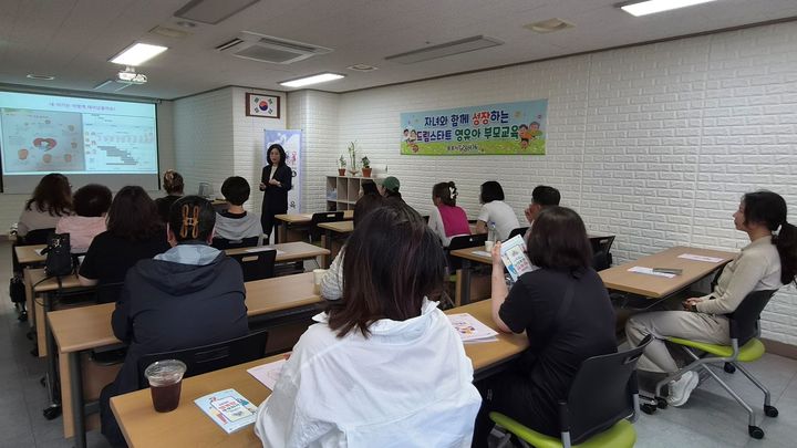 [목포=뉴시스]목포시 드림스타트 교육. (사진=목포시 제공) 2026.05.15. photo@newsis.com *재판매 및 DB 금지