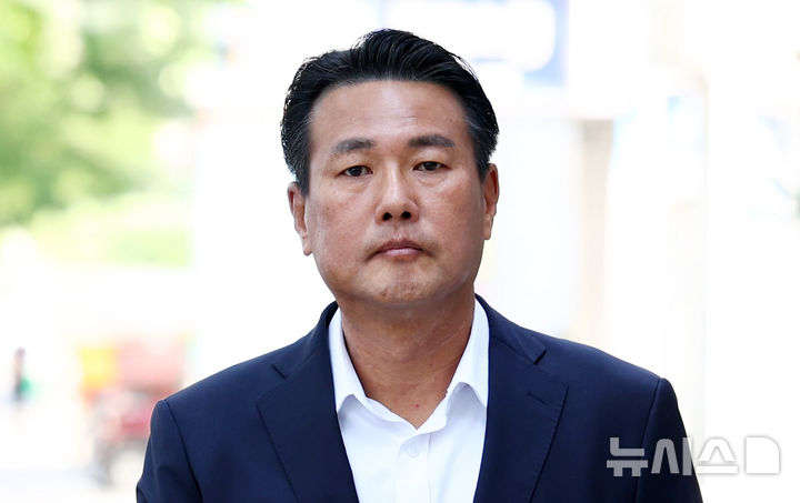 [과천=뉴시스] 전신 기자 = 12·3 비상계엄의 정당성을 미국 등 우방국에 설득하는 메시지를 보낸 의혹을 들여다보는 2차 종합특별검사팀이 김태효 전 국가안보실 1차장을 18일 재차 소환했다. 사진은 김 전 차장. 2026.05.18. photo1006@newsis.com