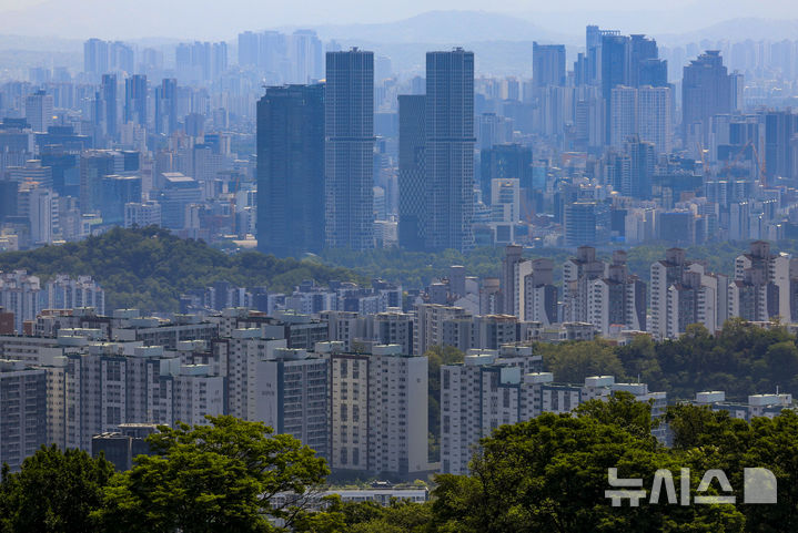 associate_pic3