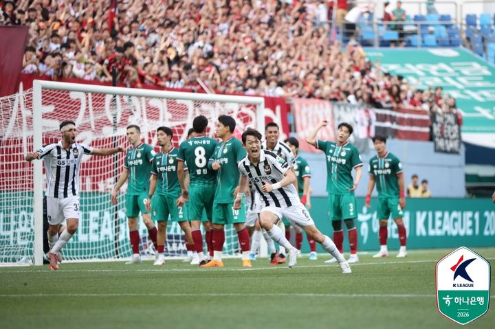 [서울=뉴시스]K리그1 서울 이승모, 대전전 결승골. (사진=한국프로축구연맹 제공)