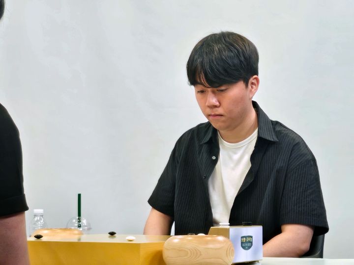 [서울=뉴시스] 신민준 9단, 제6기 쏘팔코사놀 최고기사결정전 준결승 진출. (사진=한국기원 제공) *재판매 및 DB 금지