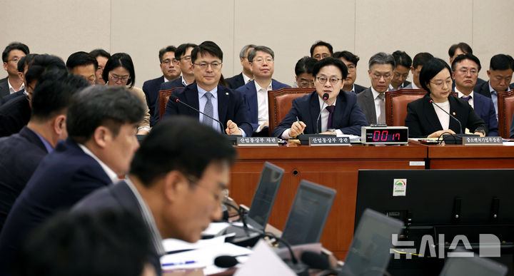 [서울=뉴시스] 김금보 기자 = 김정관 산업통상부 장관. 2026.05.19. kgb@newsis.com
