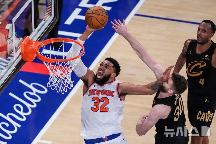 [뉴욕=AP/뉴시스] 미국프로농구(NBA) 뉴욕 닉스의 칼앤서니 타운스. 2026.05.19.