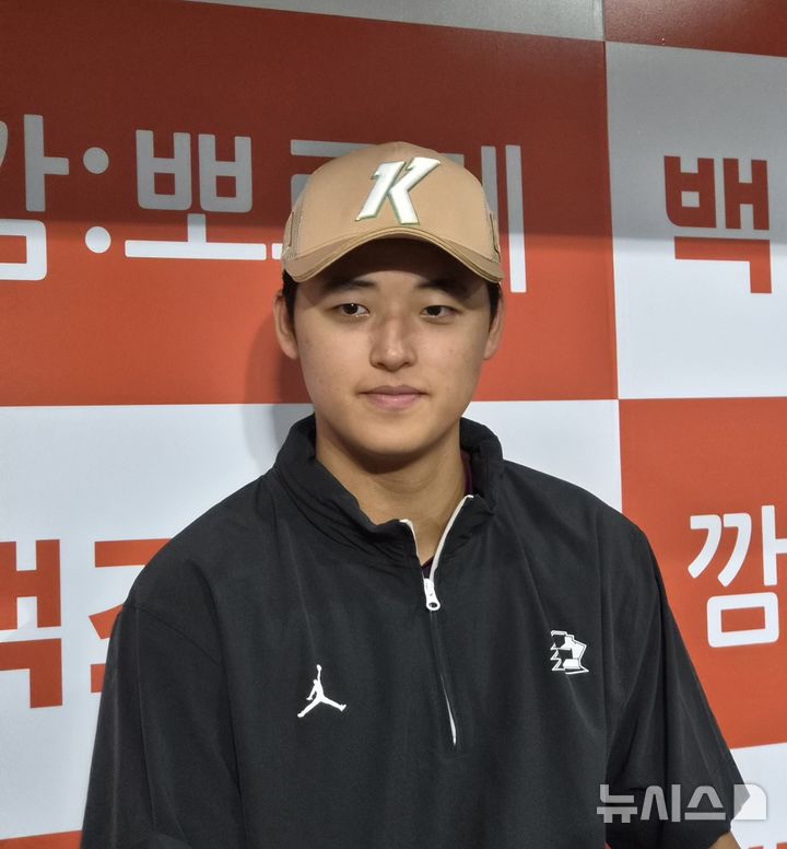 [서울=뉴시스] 박윤서 기자 = 프로야구 키움 히어로즈 신인 투수 박준현. 2025.05.19.