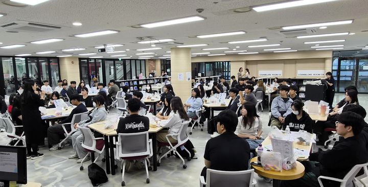 [교육소식]창원고, 이경필 병원장 초청 안보특강 등