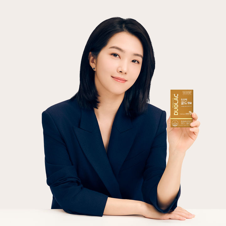 [서울=뉴시스] 쎌바이오텍이 유산균 브랜드 '듀오락'의 새 브랜드 모델로 아나운서 출신 방송인 강지영을 발탁했다. (사진=쎌바이오텍 제공) 2026.5.21. photo@newsis.com *재판매 및 DB 금지