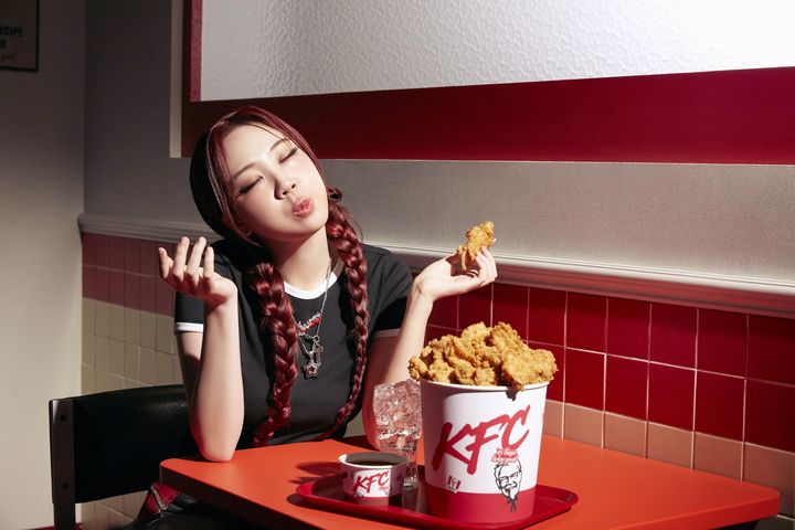 KFC 모델로 발탁된 이영지. (사진=KFC 제공) *재판매 및 DB 금지