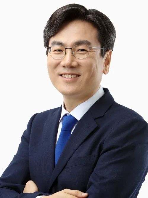 [세종=뉴시스] 한국원자력안전재단은 제4대 이사장에 김성진 변호사가 취임했다고 22일 밝혔다. (사진=원자력안전재단 제공) 2026.05.22 photo@newsis.com *재판매 및 DB 금지
