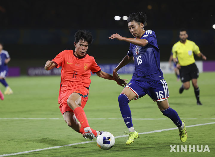 [제다=신화/뉴시스] 2026 아시아축구연맹(AFC) U-17 아시안컵 결승전에서 맞붙은 중국과 일본. 2026.05.22.