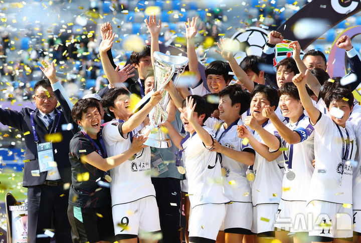 내고향여자축구팀 환희의 순간