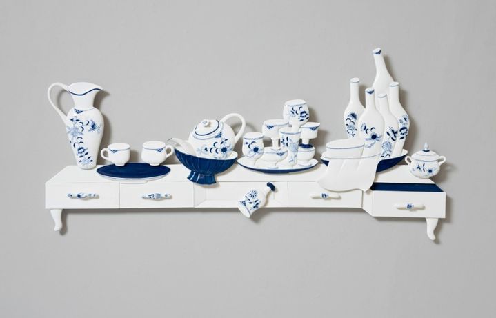 신동원, on the table, 120.5 x 57 x 7.5cm, porcelain, 2025 *재판매 및 DB 금지