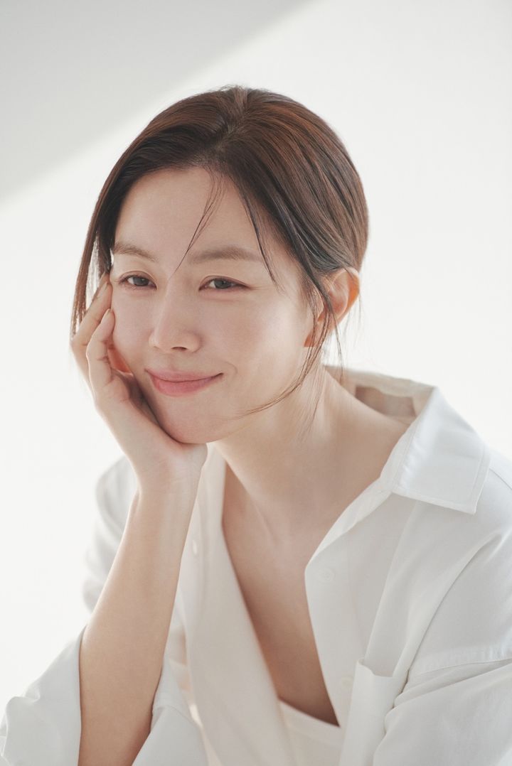 배우 김유미 사람엔터와 새출발…"든든한 파트너 되겠다"