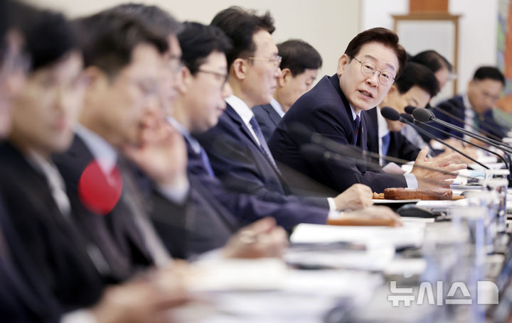 [서울=뉴시스] 최동준 기자 = 이재명 대통령이 26일 청와대에서 열린 국무회의에서 발언하고 있다. 2026.05.26. photocdj@newsis.com