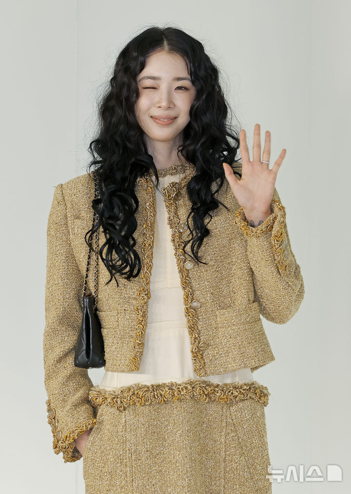 샤넬 포토행사 참석한 아이린