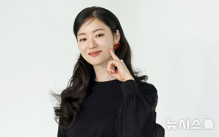 전여빈, 볼 콕