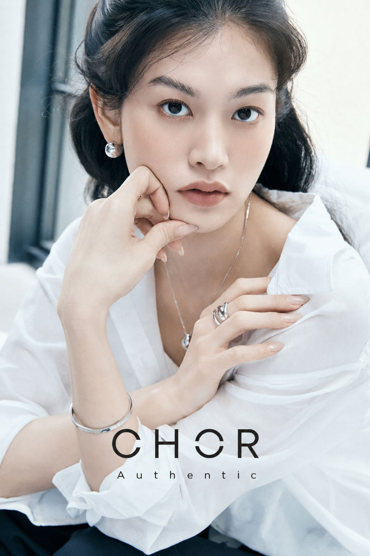 [서울=뉴시스] GS샵이 자체 패션 브랜드 '코어 어센틱(CHOR AUTHENTIC)'을 주얼리까지 확장하고 있다. (사진=GS샵 제공) 2026.05.28. photo@newsis.com *재판매 및 DB 금지