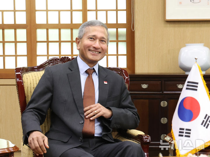 [서울=뉴시스] 조수정 기자 = 비비안 발라크리쉬난 싱가포르 외교장관 자료사진. 2026.05.28. chocrystal@newsis.com