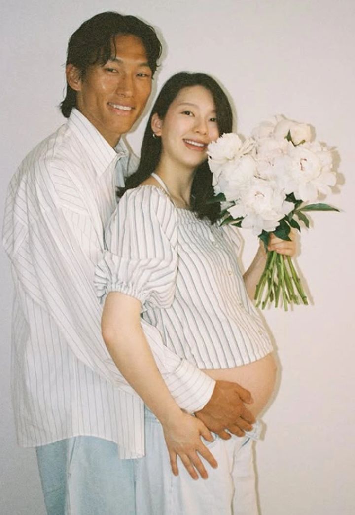 [서울=뉴시스] 김진경이 만삭 화보를 공개했다. (사진 = 인스타그램 캡처) 2026.05.29. photo@newsis.com *재판매 및 DB 금지