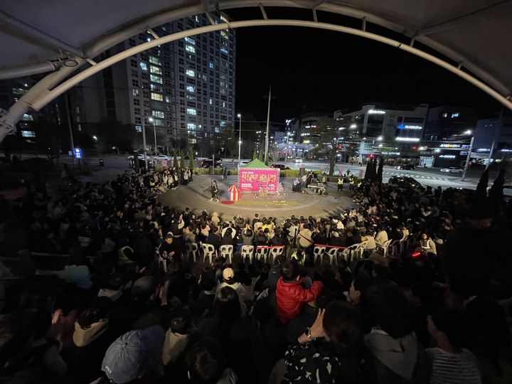 [진주=뉴시스]제27회 진주역극페스티벌 공연 모습.(사진=연극협회 진주지부 제공).2026.05.30.photo@newsis.com *재판매 및 DB 금지